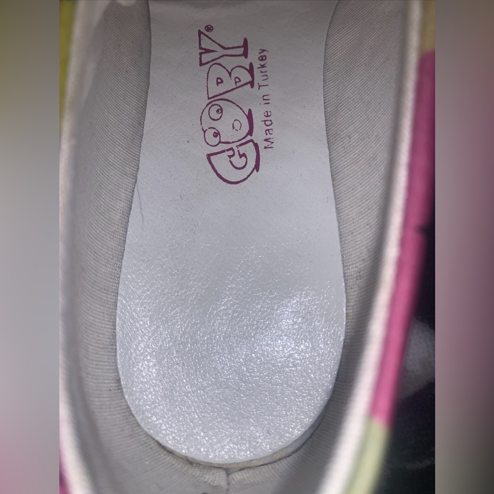 Coby Shoes - Picture 7 of 9